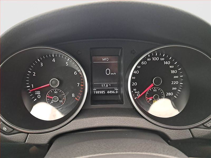 Volkswagen Golf (2010) 2.0 GTI, Serv.kniha, Xenony - fotka 11 z 17