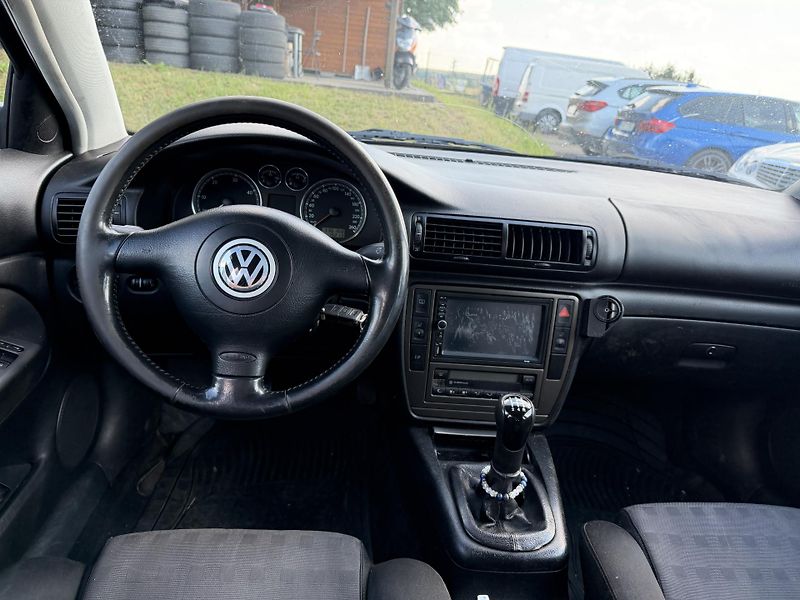 Volkswagen Passat 1.9 TDI REZERVACE - fotka 12 z 21