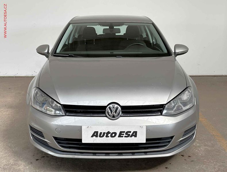 Volkswagen Golf (2013) 1.2 TSi, 2.maj, DSG, autoAC - fotka 2 z 15