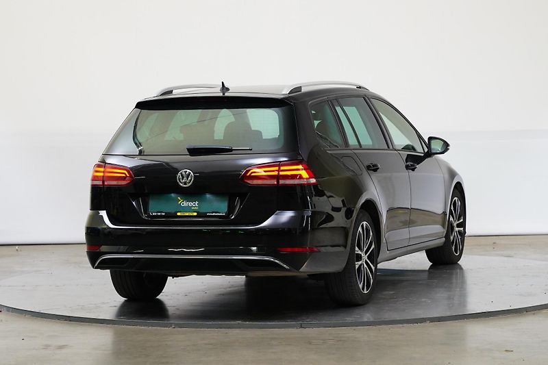 Volkswagen Golf - fotka 2 z 24