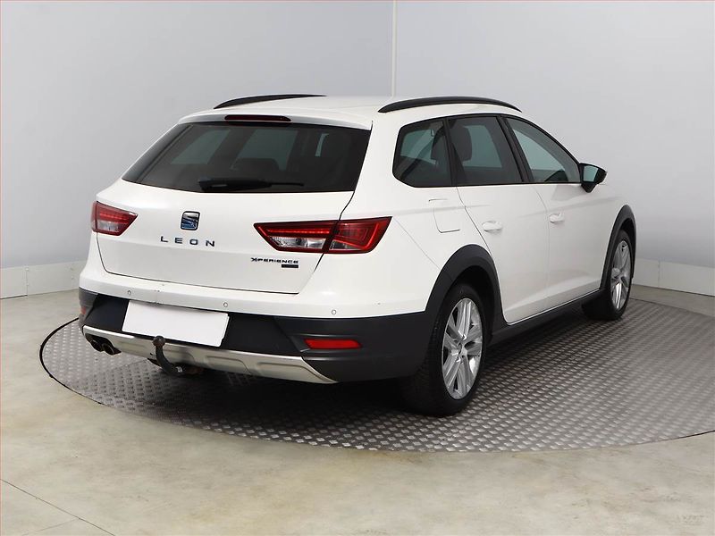 Seat Leon (2015) X-Perience 2.0 TDI, 4X4 - fotka 5 z 17