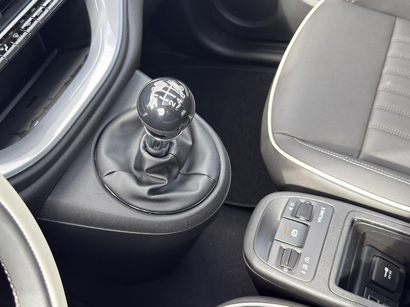 Fiat 500 (2026) Hybrid La Prima Hatchback 1.0  - fotka 19 z 24
