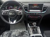 Kia XCeed 1,6 T-GDi 7DCT STEEL E. 132 - náhled 8