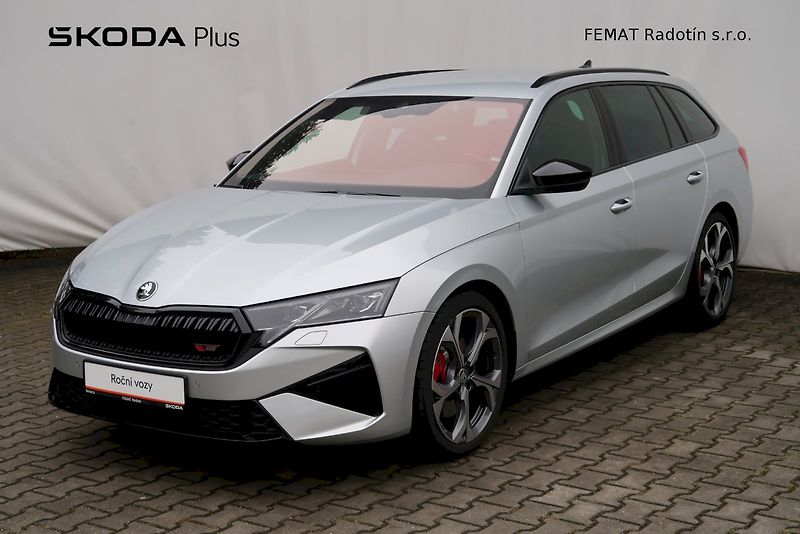 Škoda Octavia (2024) Combi 2,0 TSI / 195 kW DSG - fotka 1 z 31