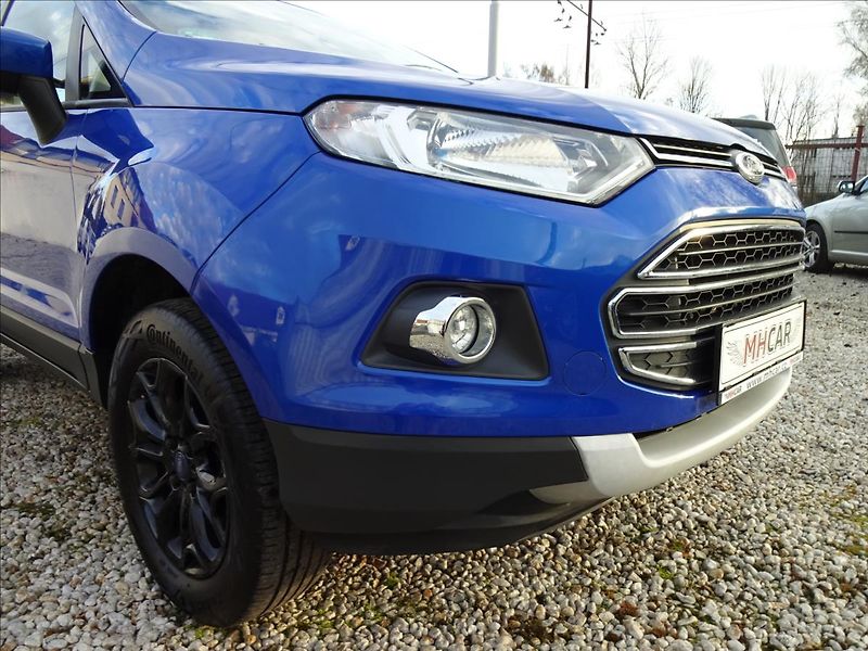 Ford EcoSport 1.0 EcoBoost 92kW - fotka 11 z 51