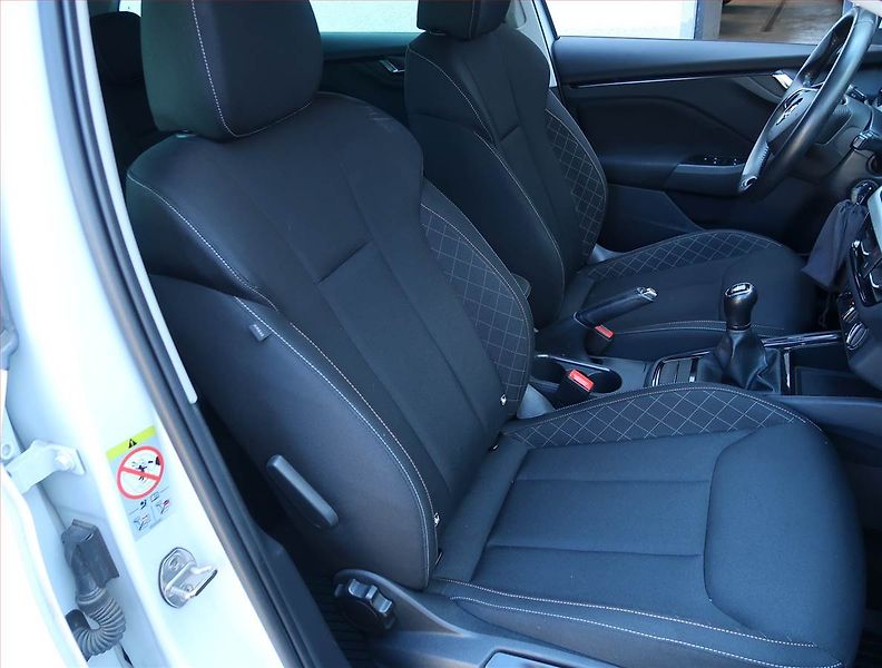 Škoda Scala (2022) Ambition 1.0 TSI, Tempomat - fotka 9 z 17