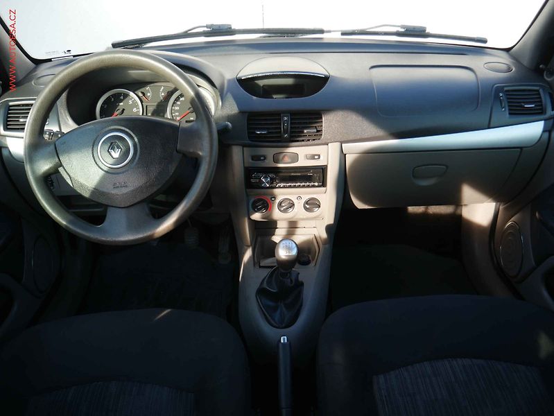 Renault Thalia (2013) 1.2i, ČR, AC, STK2/28 - fotka 8 z 13