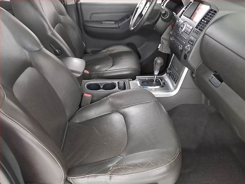 Nissan Navara (2012) 3.0 dCi, 4X4, Automat, Kůže - fotka 9 z 21