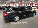 Škoda Superb (2010) 2.0 TDi 4x4, AC, bixen, park - náhled 1
