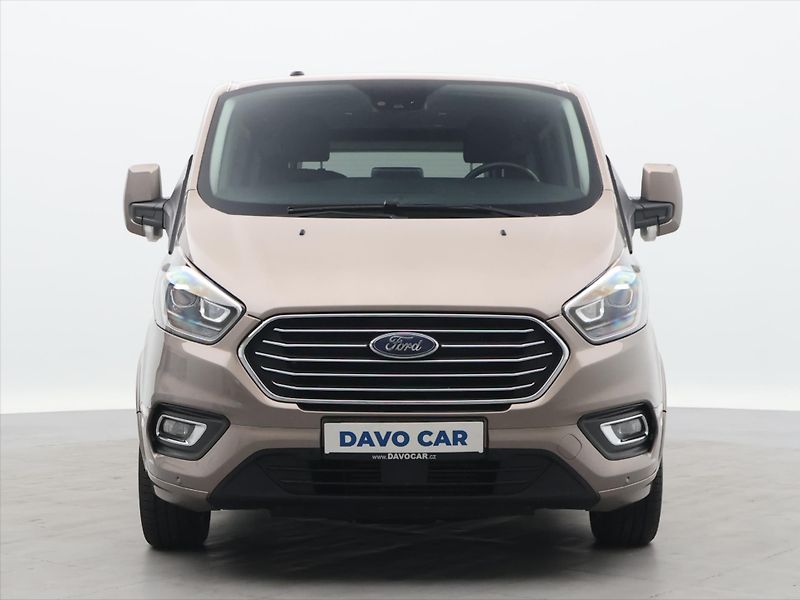 Ford Tourneo Custom 2,0 TDCi 136kW Titanium L2 Aut - fotka 2 z 31