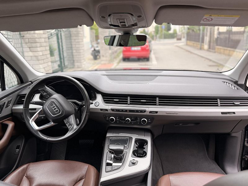 Audi Q7 (2018) 3.0 TFSI - fotka 10 z 17
