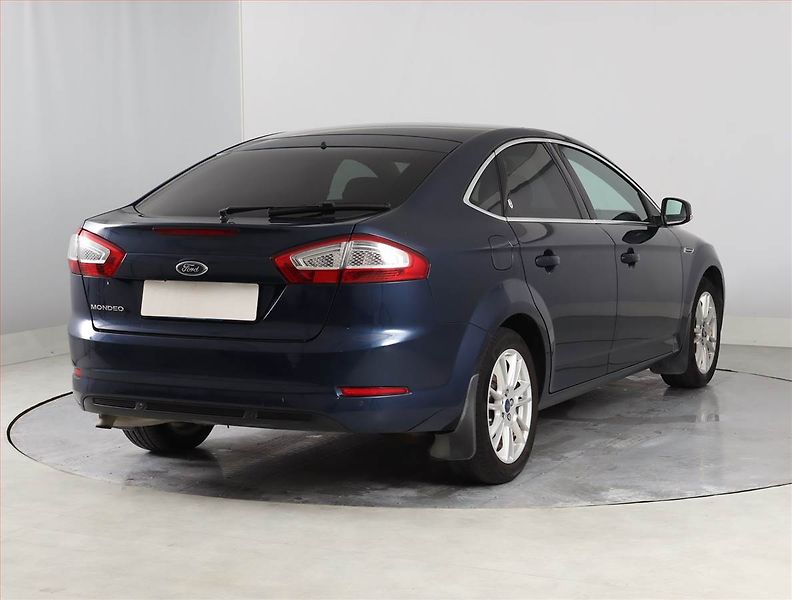 Ford Mondeo (2011) 1.6 EcoBoost, Xenony, Tempomat - fotka 5 z 21