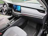 Škoda Octavia Combi 2.0TDi DSG Selection - náhled 22
