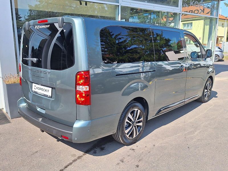 Peugeot Traveller (2025) ALLURE Long 2.2 BHDi 180k EAT8 - fotka 6 z 20