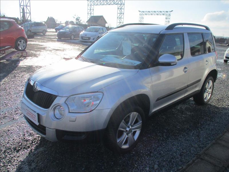 Škoda Yeti 1,2 TSI, serviska, aut. klima, - fotka 3 z 37
