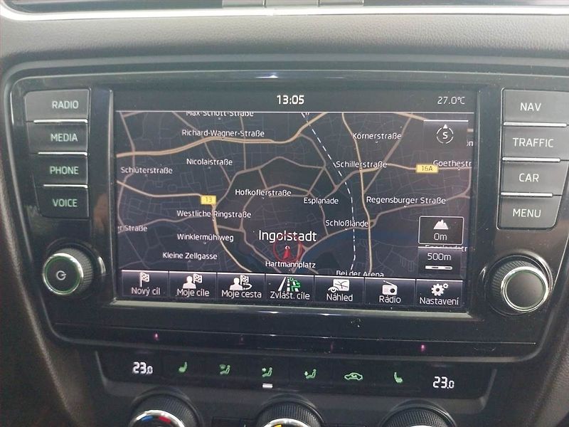 Škoda Octavia (2014) Scout 2.0 TDI, 4X4, Automat - fotka 12 z 16