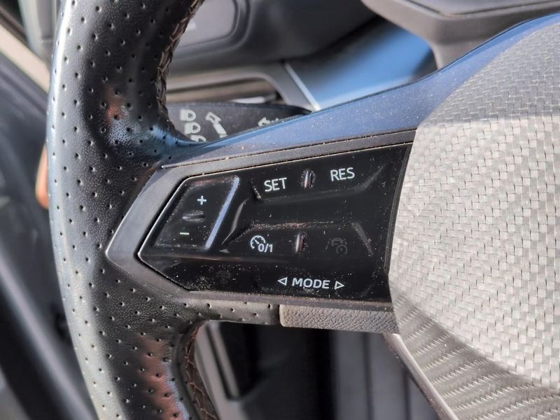 Cupra Born 150kW LED Carplay Ambient - fotka 10 z 17
