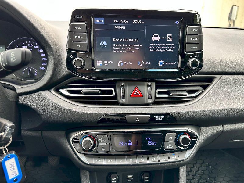 Hyundai i30 (2024) 1.5 T-GDI Mild Hyb Smart kombi - fotka 13 z 25