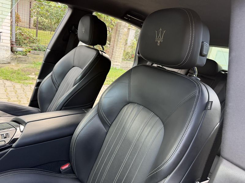 Maserati Levante (2023) 430PS- MODENA-S-TOP-SKLADEM- - fotka 14 z 27
