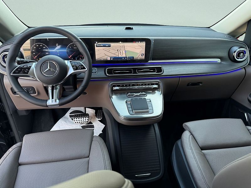 Mercedes-Benz Ostatní L EXCLUSIVE AMG 4MATIC - fotka 10 z 10