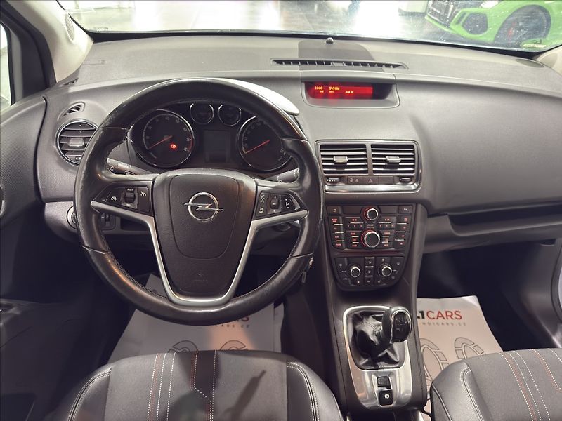 Opel Meriva 1,4   74 kW EDICE 150 1.MAJ - fotka 19 z 29