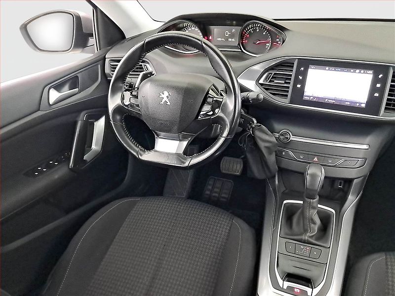 Peugeot 308 (2019) 1.5 BlueHDi, Automat - fotka 7 z 18