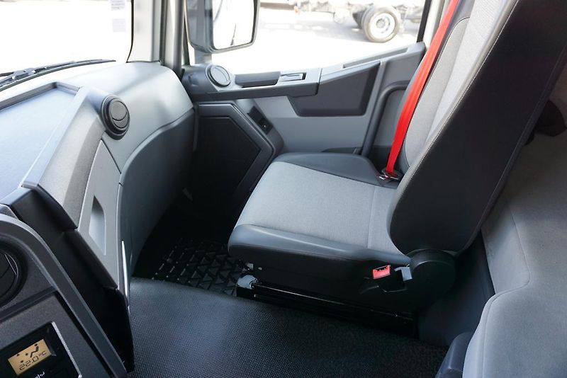 Renault Trucks T (2020) 460 / ACC / EURO  6 / SLEEPER  - fotka 44 z 51