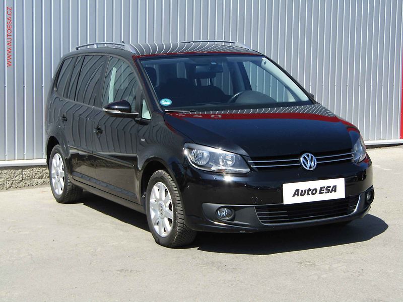 Volkswagen Touran (2015) 1.6TDi, Navi, AC - fotografie inzerátu