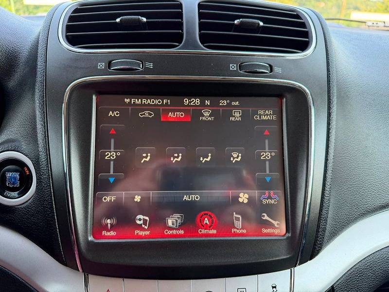 Fiat Freemont 2.0JTD 7-míst/Tempomat/Tažné - fotka 32 z 35