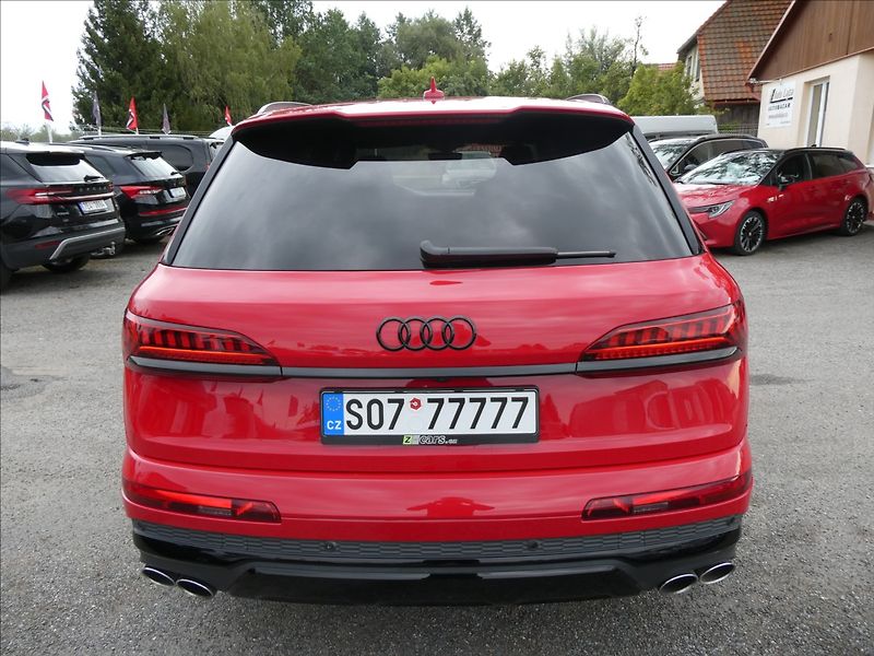 Audi SQ7 4,0 TDi V8 320kWwebasto,matrix - fotka 9 z 50