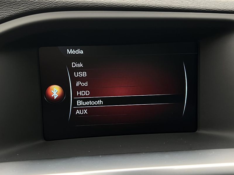 Volvo V60 D3 MOMENTUM AUT  - fotka 28 z 36