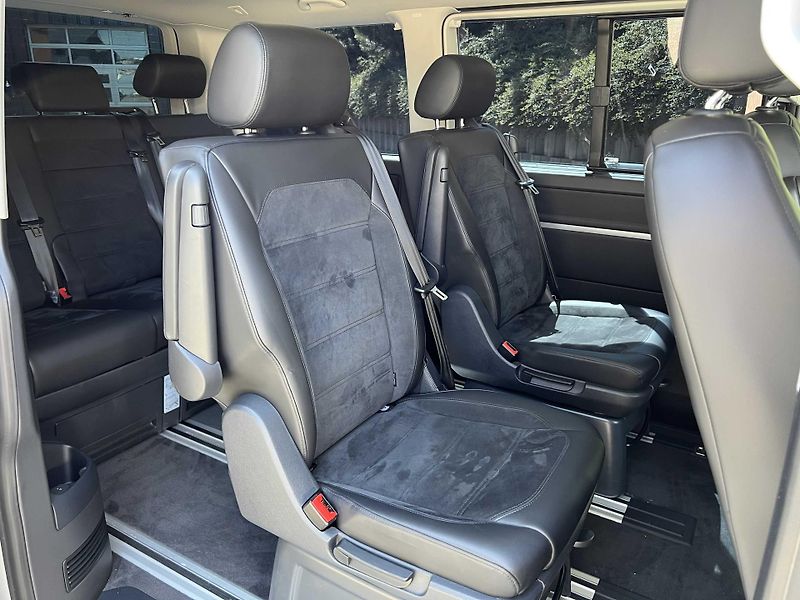 Volkswagen Multivan 2.0 BiTDi 150 kW HIGHLINE - fotka 8 z 23