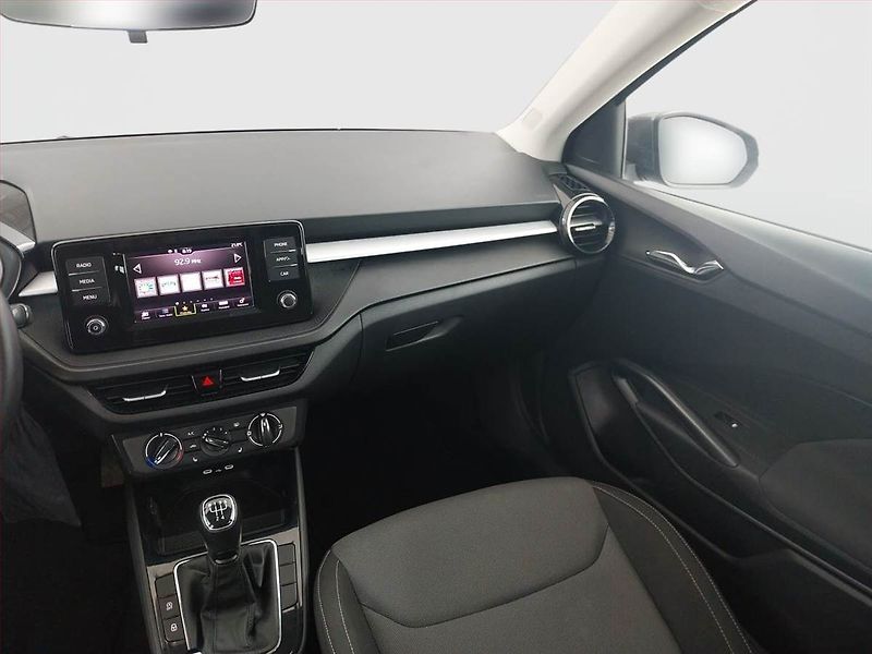 Škoda Fabia (2022) Ambition 1.0, Serv.kniha - fotka 8 z 18