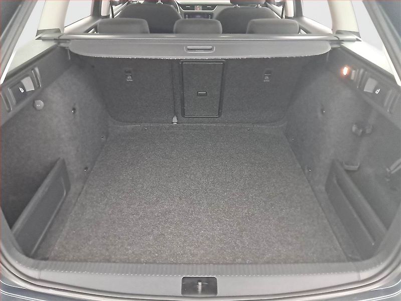 Škoda Octavia (2017) Scout 2.0 TDI, 4X4, Automat - fotka 14 z 22