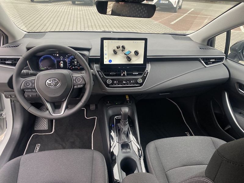 Toyota Corolla 1.8 Hybrid Comfort Tech - fotka 15 z 24