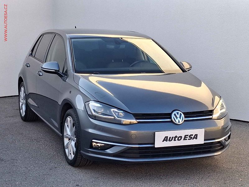 Volkswagen Golf (2018) 1.0TSI, ČR - fotografie inzerátu