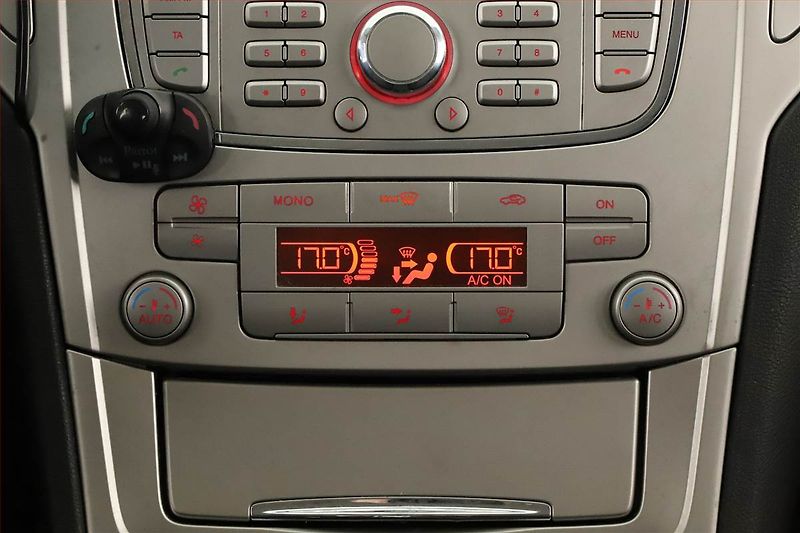 Ford Mondeo (2007) 1.8 TDCi, Serv.kniha, nová STK - fotka 11 z 15