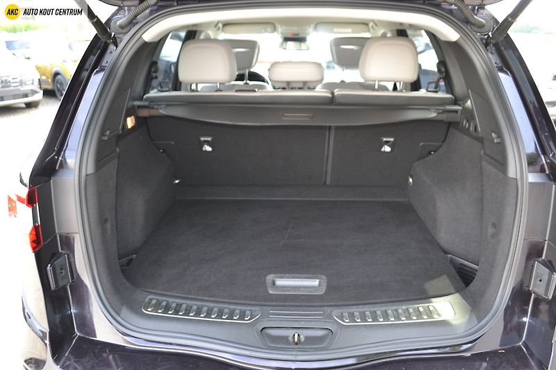 Renault Koleos 2.0dCi INITIALE PARIS 4x4 X-Tr - fotka 28 z 74