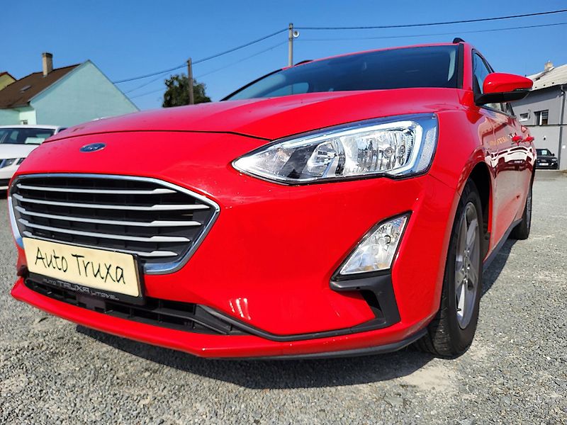 Ford Focus TREND 1.0 EcoBoost 92kW kombi - fotka 31 z 43