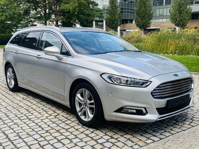 Ford Mondeo 2.0TDCi AUTOMAT SERVISKA TAŽNÉ - fotka 9 z 44