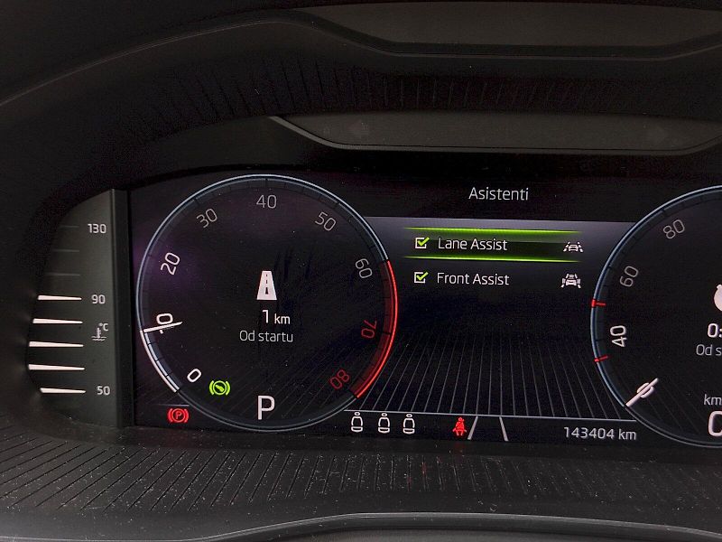 Škoda Scala (2023) Style Business 1,0 Tsi 81 Kw D - fotka 8 z 35