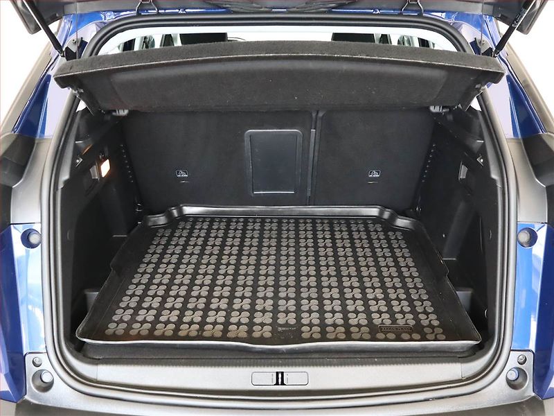 Peugeot 3008 (2020) 1.5 BlueHDi, ČR,1.maj - fotka 11 z 15