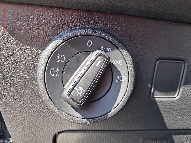 Seat Ateca (2023) 2.0 TDi, FR, DSG, LED, +ALU - fotka 17 z 22