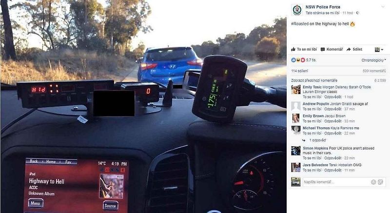 „Tenhle hrdina jel 126 km/h v zóně s osmdesátkou. Kdyby tak byl jeho mozek stejně velký, jako to křídlo. #roasted #zpomal“„Tenhle hrdina jel 126 km/h v zóně s osmdesátkou. Kdyby tak byl jeho mozek stejně velký, jako to křídlo. #roasted #zpomal“