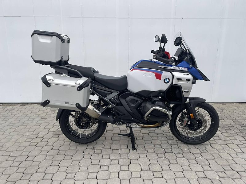 BMW (2026) R 1300 GS Adventure - fotka 2 z 14