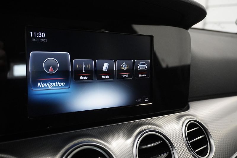 Mercedes-Benz Třídy E (2017) E220D AUTOMAT - fotka 21 z 38