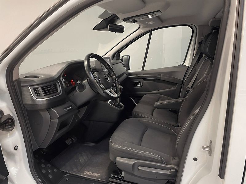 Renault Trafic (2021) 2.0 dCi,125kW,L1H1,6 MÍST,ČR - fotka 14 z 46