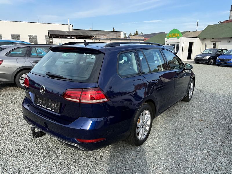Volkswagen Golf 1.5 TSI COMFORTLINE - fotka 6 z 13