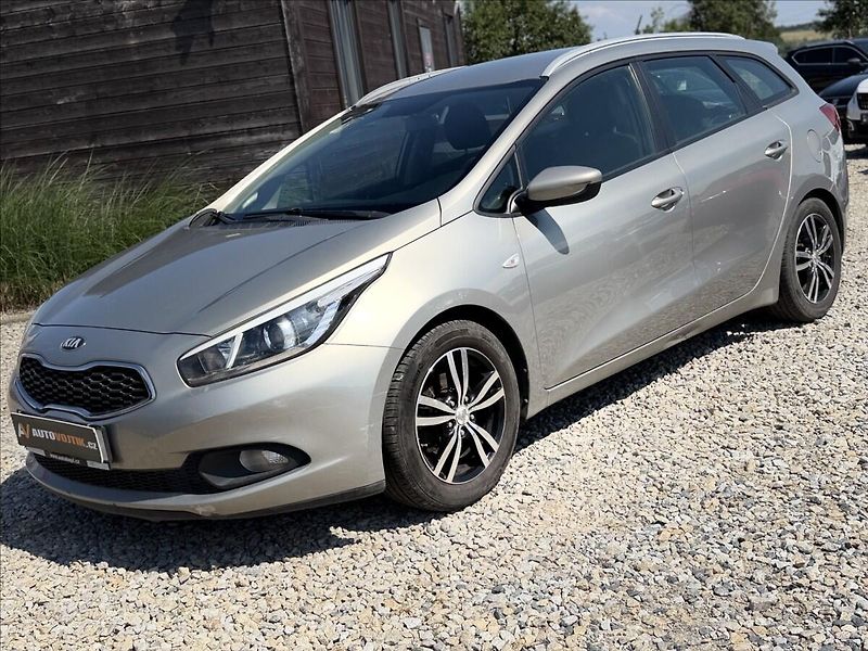 Kia Ceed 1,6 NOVÉ V ČR, +SADA KOL - fotka 1 z 25