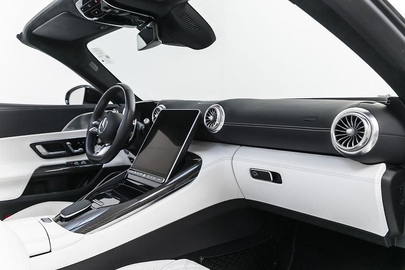 Mercedes-Benz SL 63 AMG*Karbon*Burmester*Masáž - fotka 13 z 41